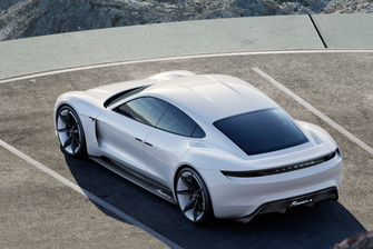 &rlm;سيارة بورشه الرياضية الاختبارية: "ميشين إي" &rlm;&lrm;Mission E&lrm;&rlm;<br /><br />التقديم العالمي الأول: بورشه "911 كاريرا" الجديدة &lrm;&rlm;<strong>&lrm;&rlm;</strong>